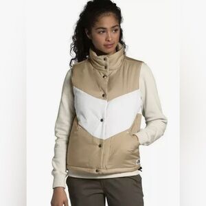 North face Sylvester vest NWT